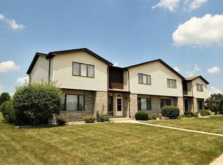 765 Sojourn Rd, New Lenox, IL 60451