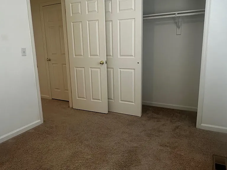3345 Saratoga St #B — Photo 14