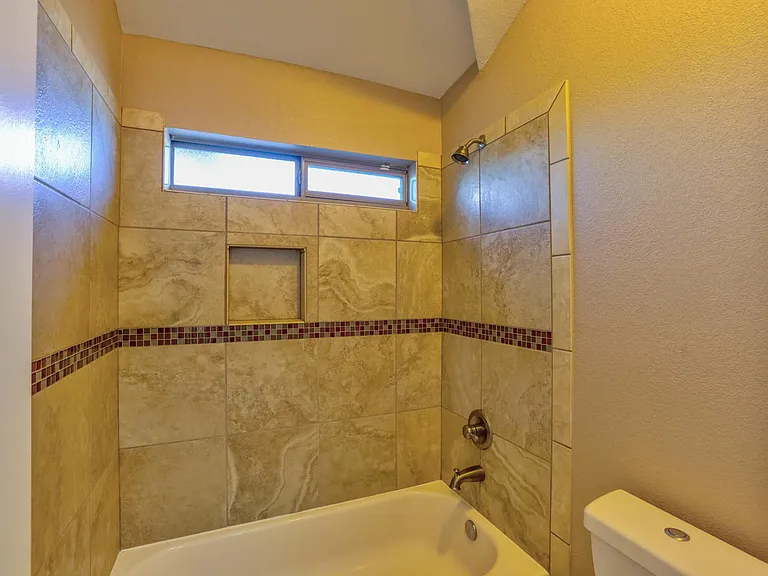 6632 Westfield Dr — Photo 36
