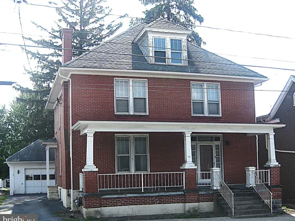 132 N Earl St, Shippensburg, PA 17257