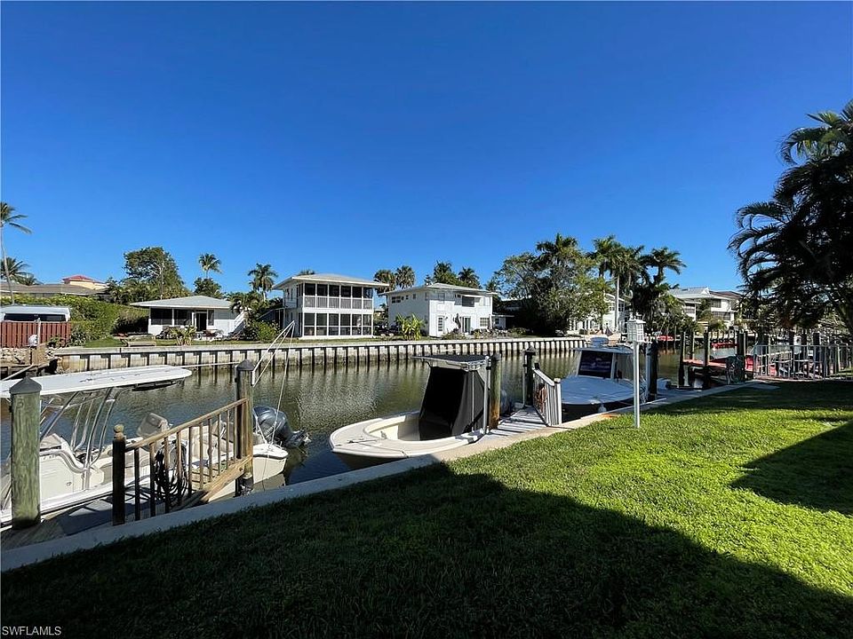 1417 Chesapeake Ave APT 101, Naples, FL 34102 | Zillow