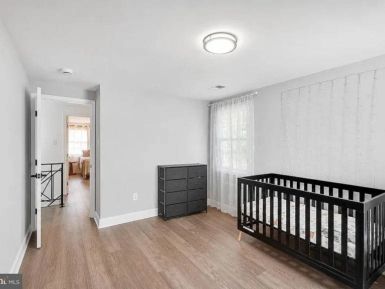 8812 Church Field Ln — Photo 25