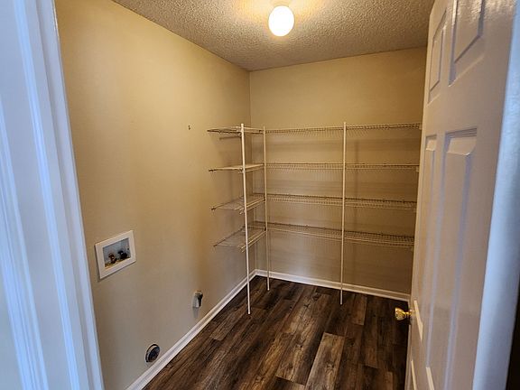 3rd image of 2202 Westmere Dr