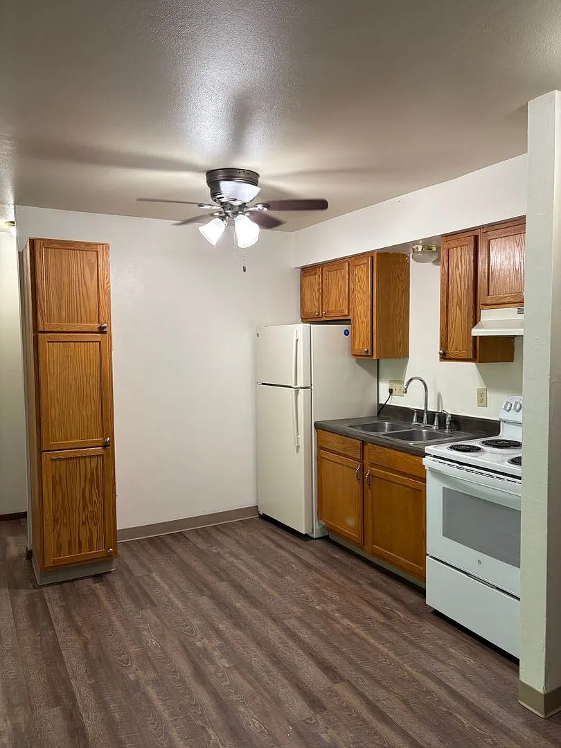 Sunnyview Apartments — Photo 2