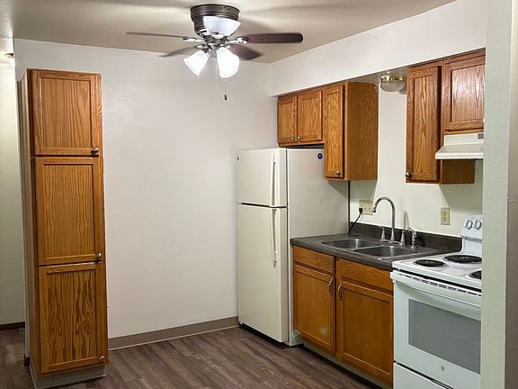 2nd image of 1701 Stonebridge Rd #111