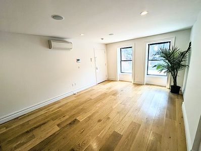 451 Bainbridge St, Brooklyn, NY, 11233