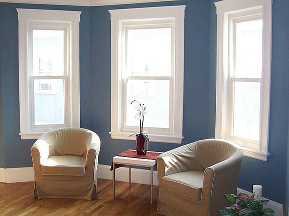 *Pics are of 3rd floor unit