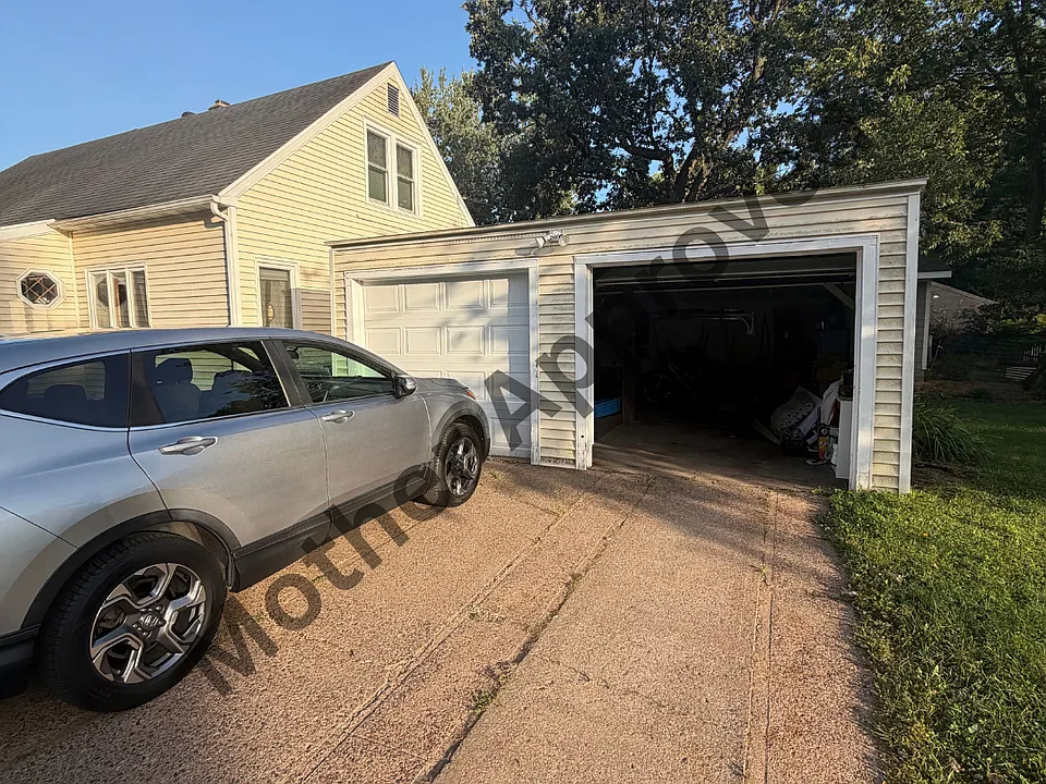 425 Putnam Dr
