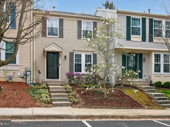 1212 Tribal Ct, Arnold, MD 21012