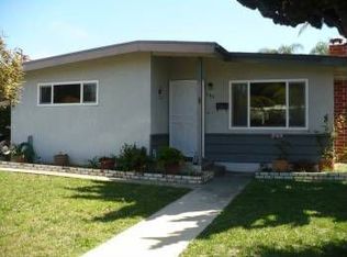 945 Buena Pl, Carlsbad, CA 92008