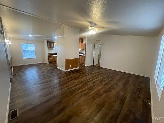 3rd image of 11368 W Hawkins Ave