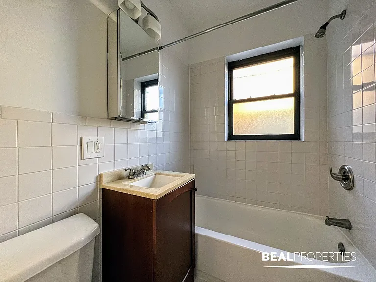 4737 N Hermitage Ave — Photo 19