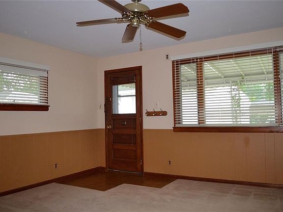 2nd image of 179 Fairpark Dr