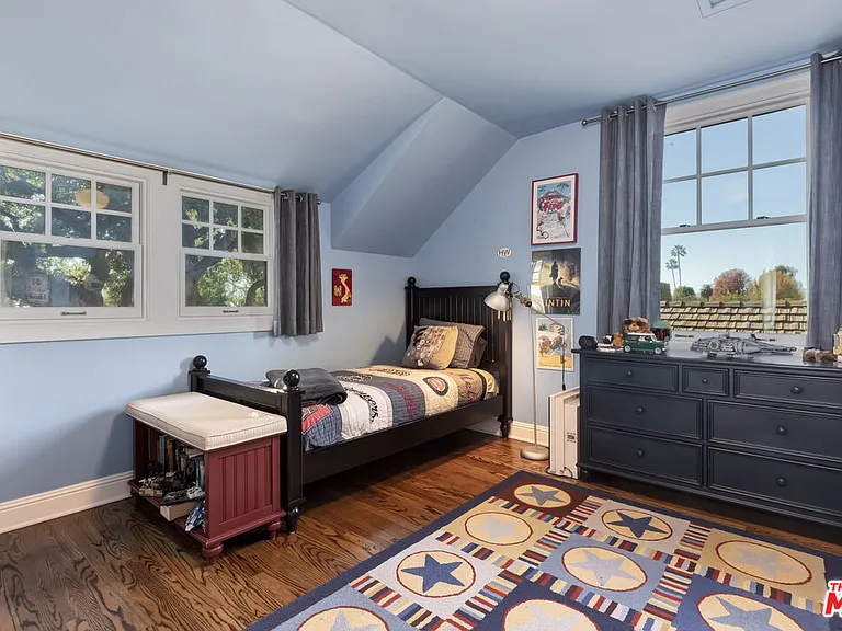 2855 Club Dr — Photo 31