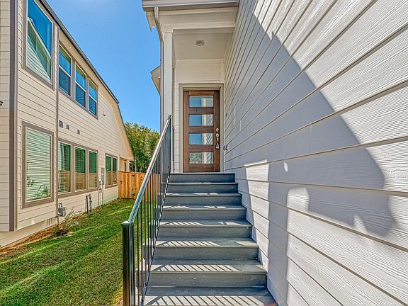 4th image of 522 N Long Leaf Pine Dr