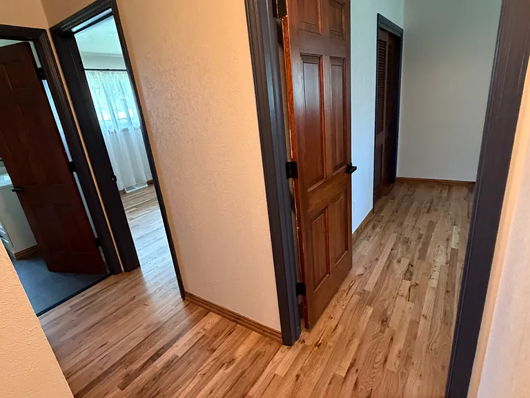 1428 Bellaire Dr — Photo 11