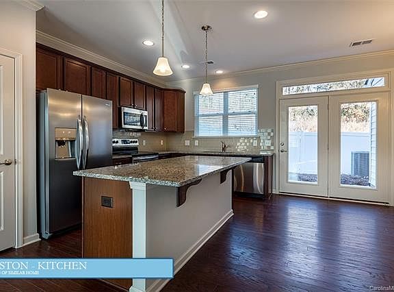 2nd image of 907 Goldmine Hill Ct #9