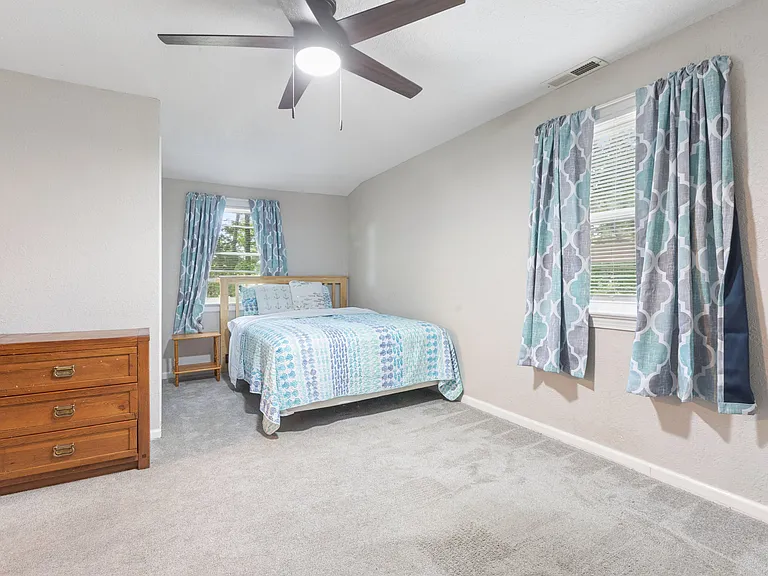 1016 Warwick Ave — Photo 18
