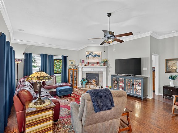 5th image of 1008 Bell Manor Dr