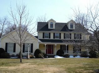 44 Apricot Hill Ln, West Springfield, MA 01089
