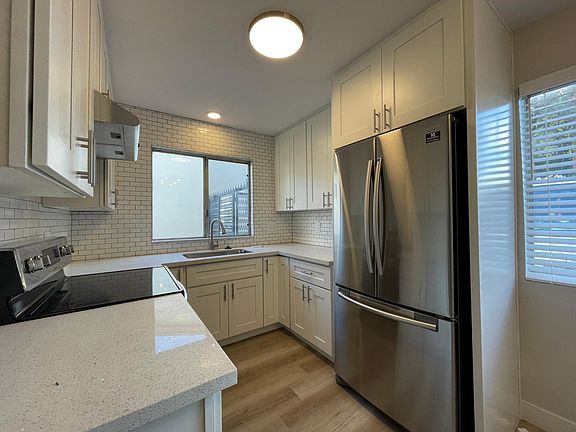 2nd image of 1524 Missouri St #1