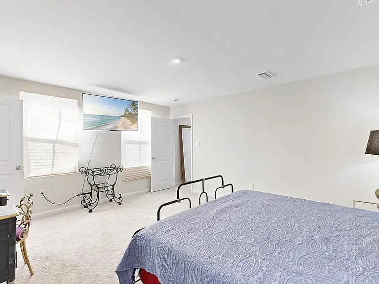 385 Galena Rd — Photo 6