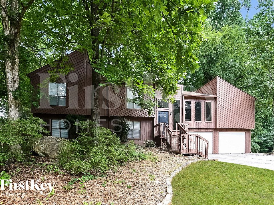 1st image of 3014 Leafwood Dr SE