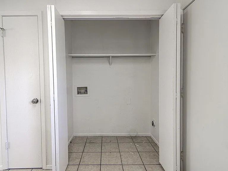 8108 W Gate Blvd #A — Photo 6