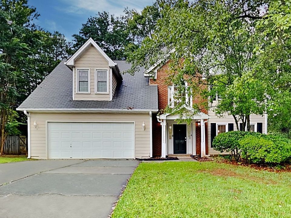 1st image of 1901 Green Oak Cir