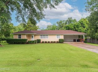 102 Sunrise Dr, Clinton, MS 39056