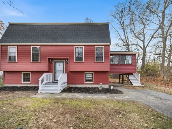 17 Blackstone Rd, Billerica, MA 01821