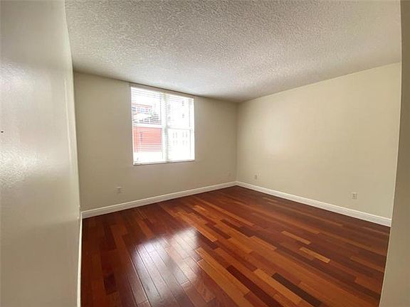 5th image of 2030 S Douglas Rd #Cu-403