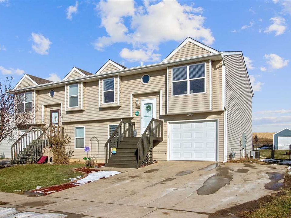 1st image of 328 James Blvd