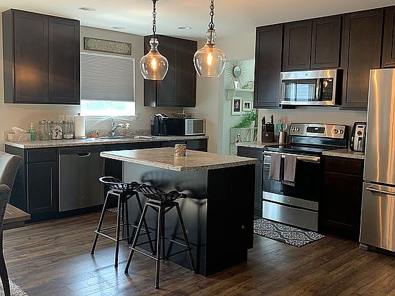 5th image of 517 Pine Circle Ct