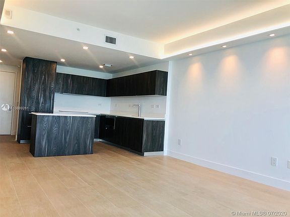 4th image of 3131 NE 7th Ave Unit 2505