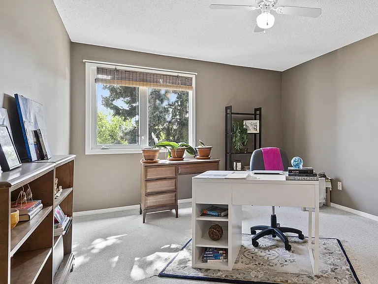 41 Akins Dr — Photo 23