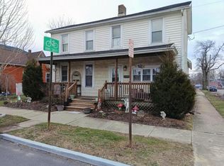 18 W Center St, London, OH 43140