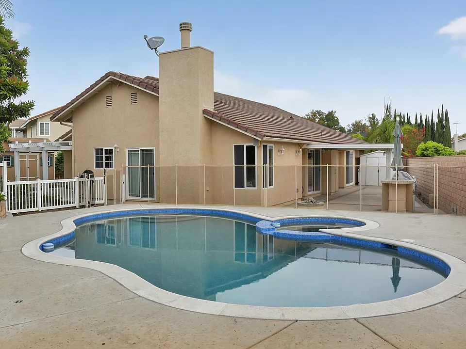 6132 E Baja Dr
