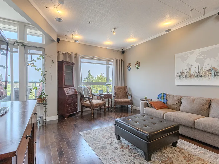5800 Andrews Rd #412 — Photo 3