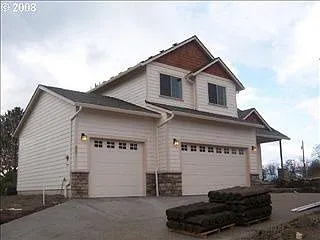 607 Kennedy Ct photo 1