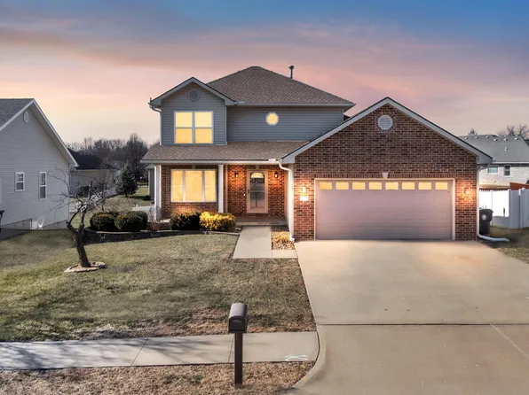 106 Katy Cir, Sedalia, MO 65301