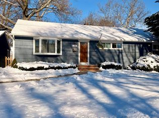 100 New York Ave, Metuchen, NJ 08840