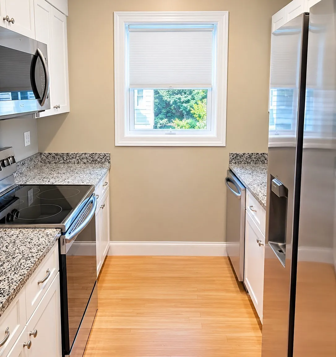2 bed, 1.0 bath, 900 sqft, $2,750 — Photo 4