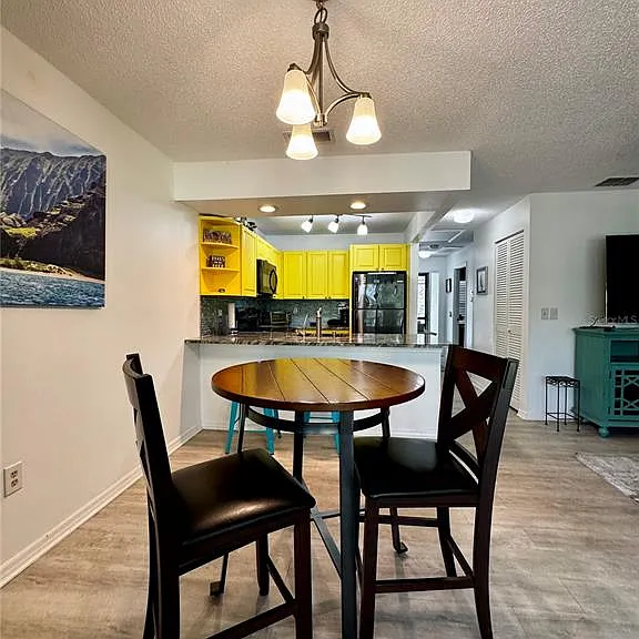 3031 Quail Holw #16 — Photo 11