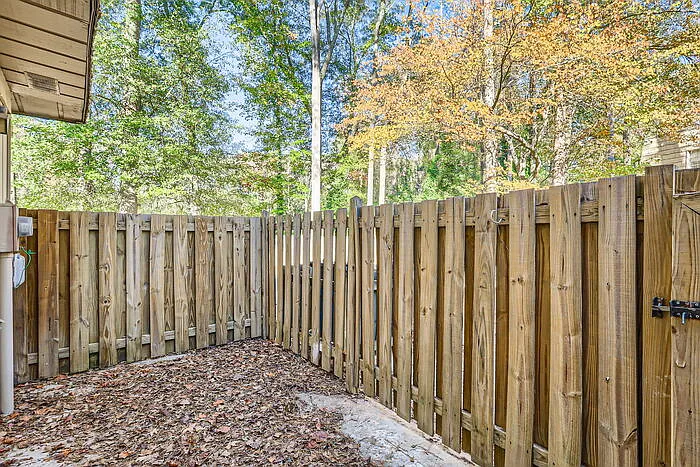 6424 Woodstone Way — Photo 26