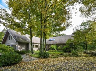 7 Stair Brook Way, Northford, CT 06472