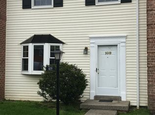 109 Wyncote Ct, Mechanicsburg, PA 17055