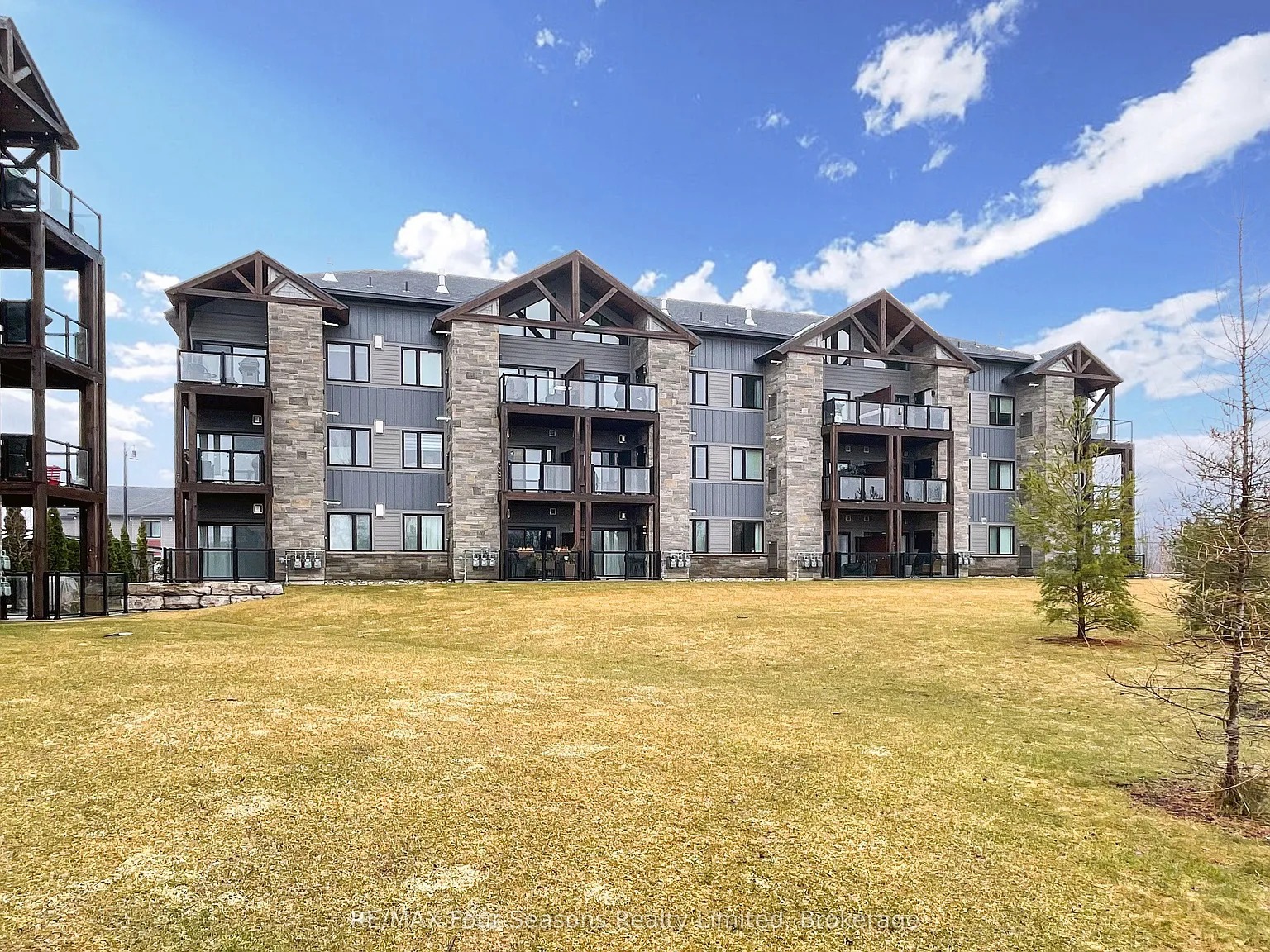 3 bed, $3,200 — Photo 3