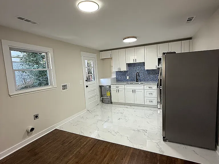 2 bed, 800 sqft, $1,800 — Photo 3