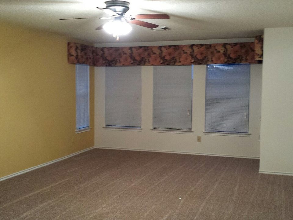 1st image of 2808 Lotus Park #1